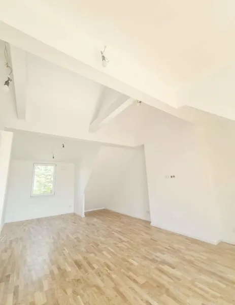 2-Zimmer-Dachgeschosswohnung in Berlin Tempelhof — photo 1